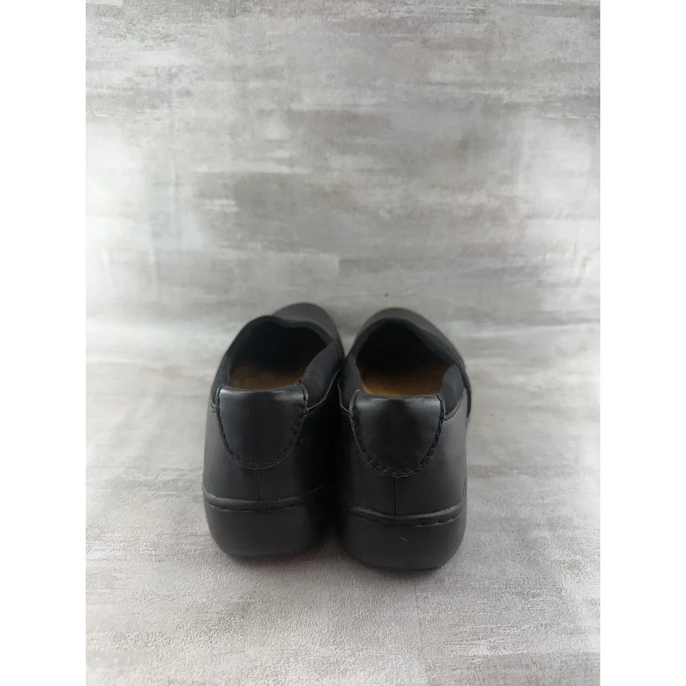 Clarks collection slip